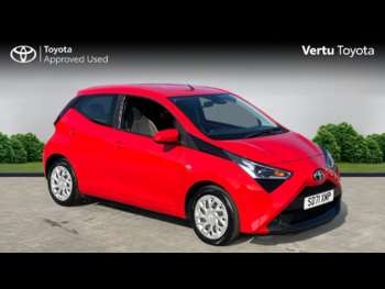 2021 (71) - 1.0 VVT-i X-Play TSS 5dr Petrol Hatchback