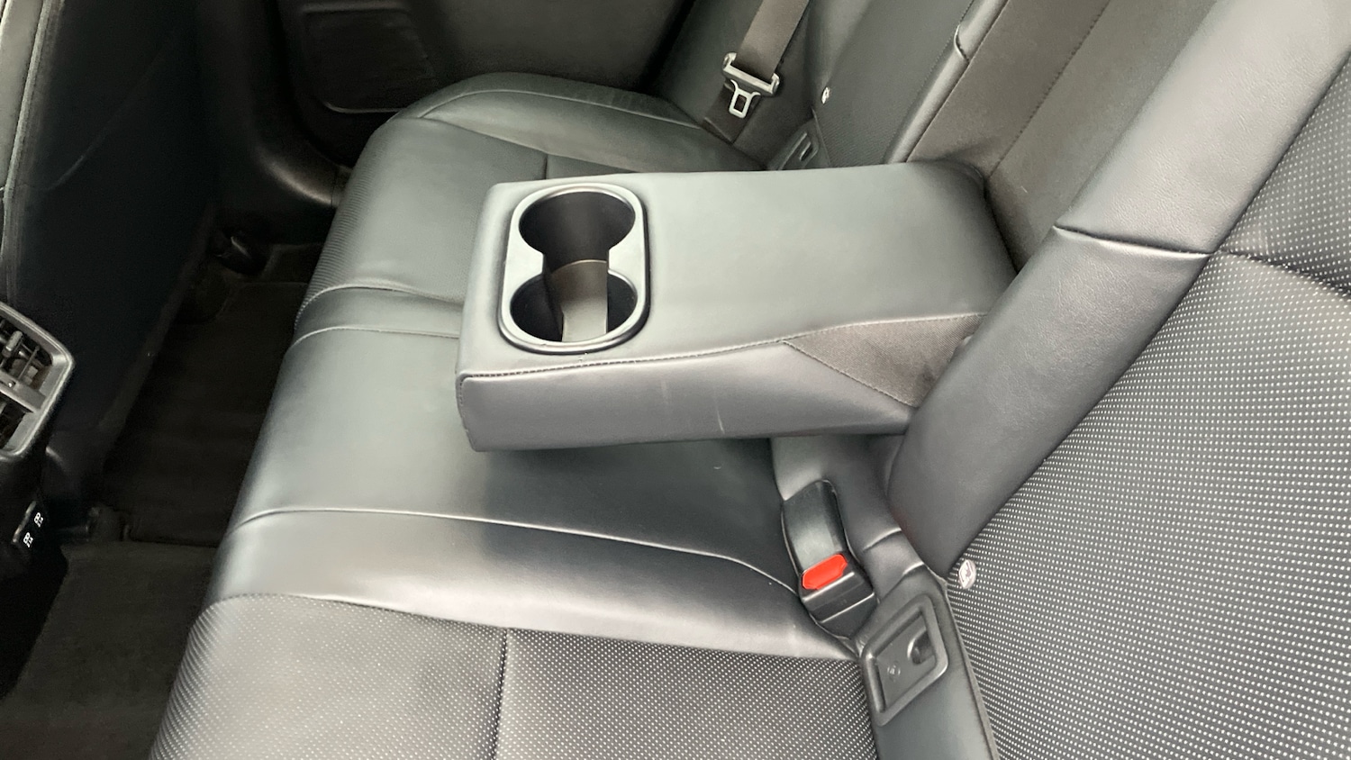 Used Lexus UX 2020 for sale - 76618486: Photo 45