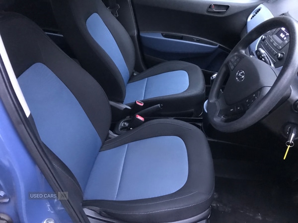 Used Hyundai i10 2017 for sale - 76586024: Photo 9