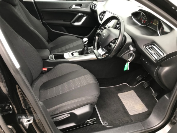 Used Peugeot 308 2016 for sale - 76190132: Photo 10