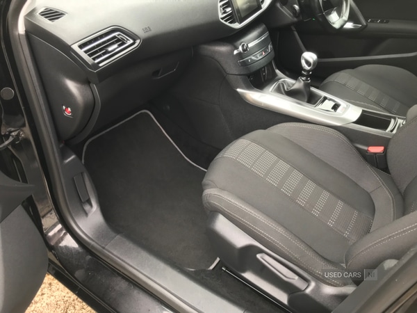 Used Peugeot 308 2016 for sale - 76190132: Photo 12