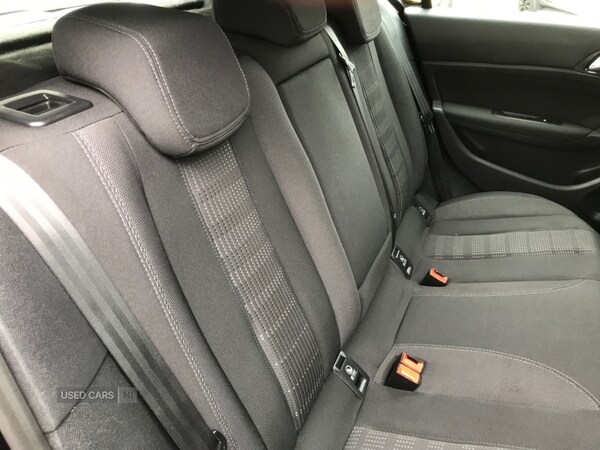 Used Peugeot 308 2016 for sale - 76190132: Photo 13