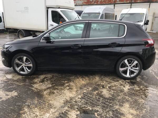 Used Peugeot 308 2016 for sale - 76190132: Photo 5