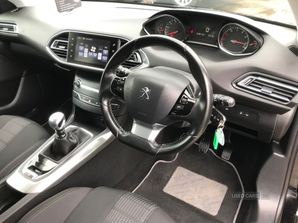 Used Peugeot 308 2016 for sale - 76190132: Photo 9