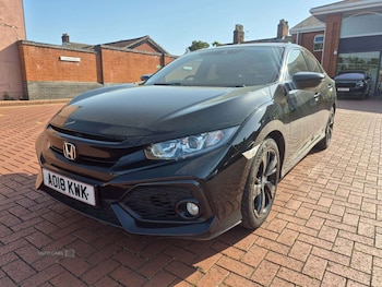 Used Honda Civic 2018 for sale - 78810636: Photo