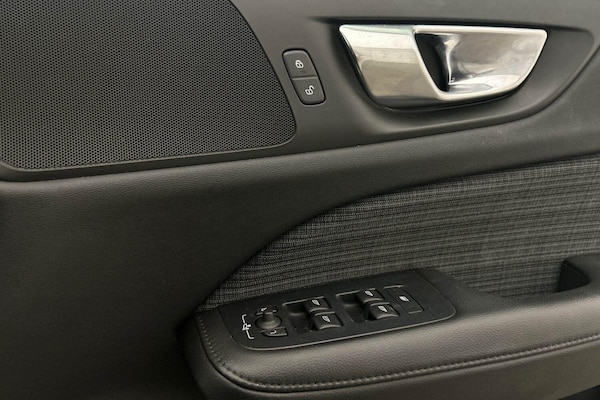 Used Volvo V60 2022 for sale - 75577724: Photo 24