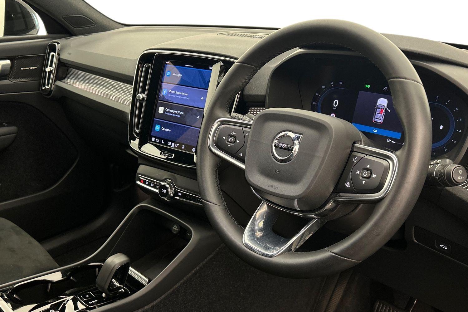 Used Volvo XC40 2023 for sale - 76032276: Photo 10