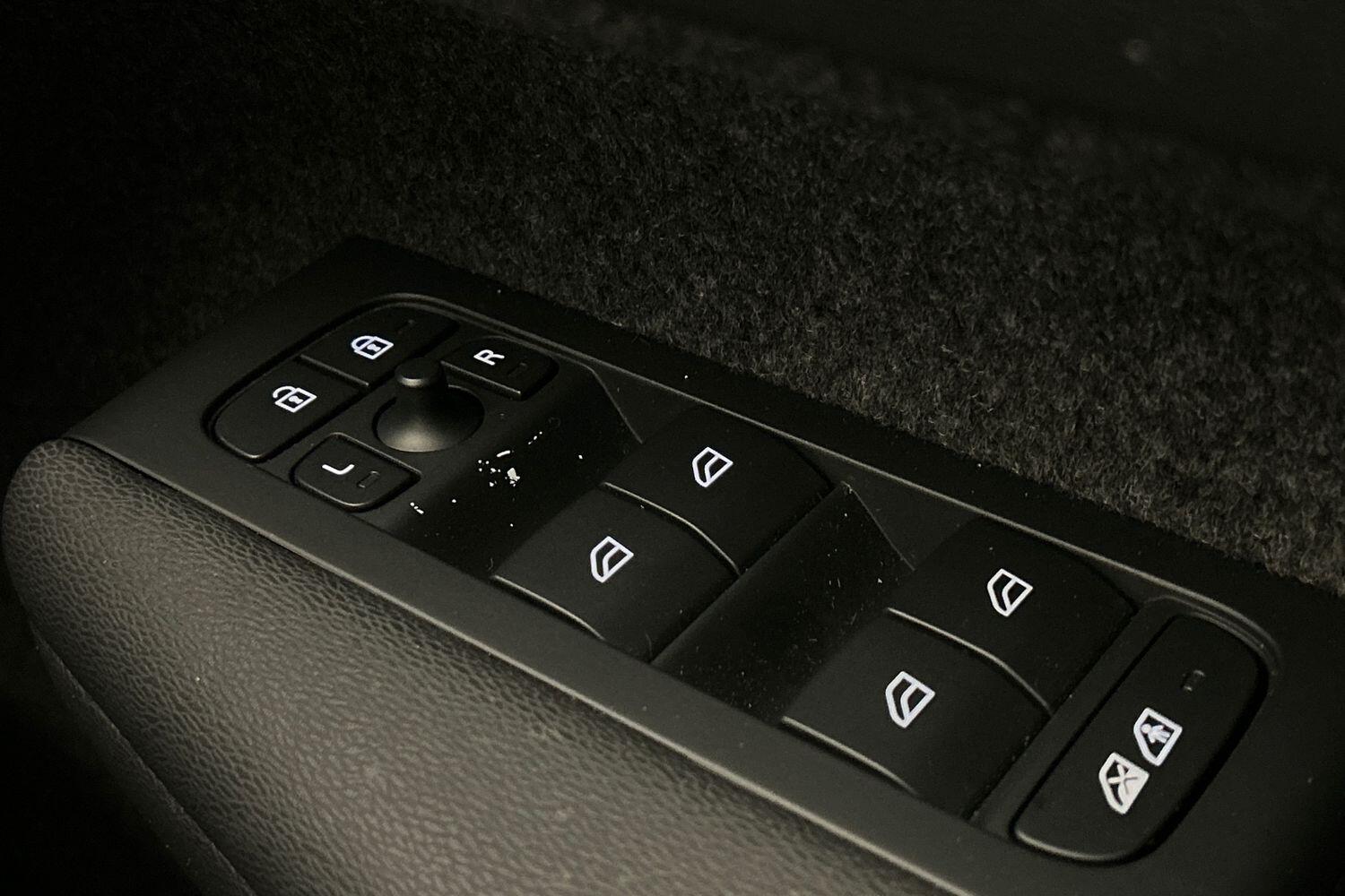 Used Volvo XC40 2023 for sale - 76032276: Photo 23
