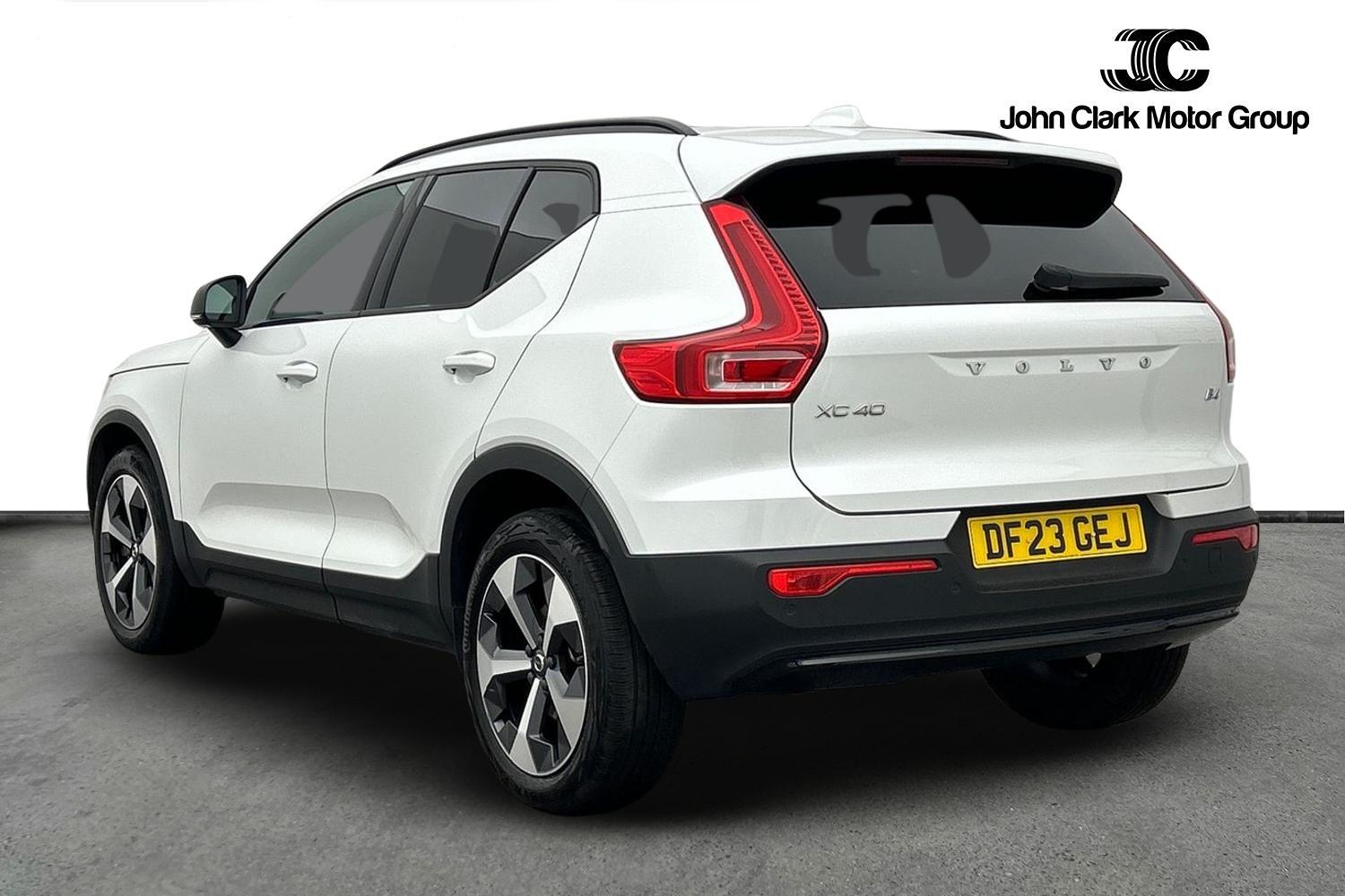 Used Volvo XC40 2023 for sale - 76032276: Photo 3