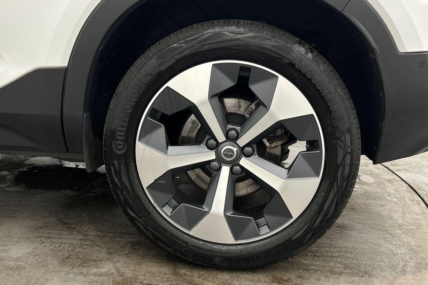 Used Volvo XC40 2023 for sale - 76032276: Photo 5