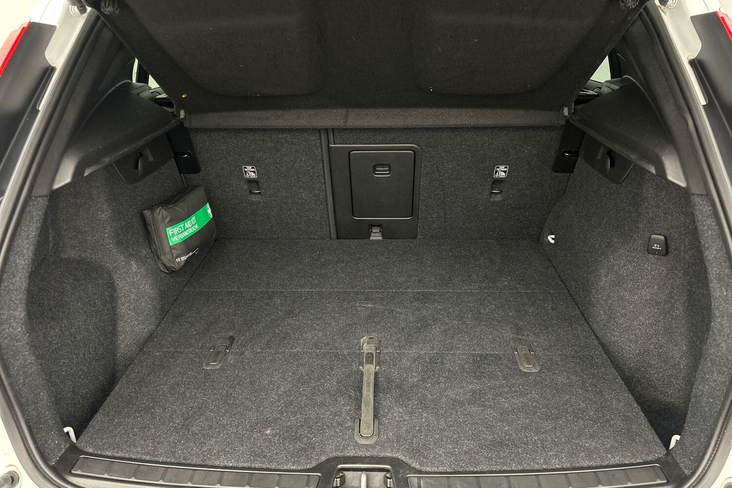 Used Volvo XC40 2023 for sale - 76032276: Photo 8