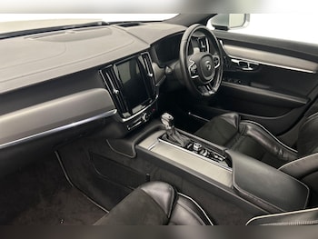 Used Volvo V90 2019 for sale - 76199879: Photo 2