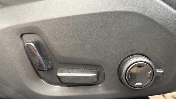 Used Volvo V60 2024 for sale - 75658529: Photo 28