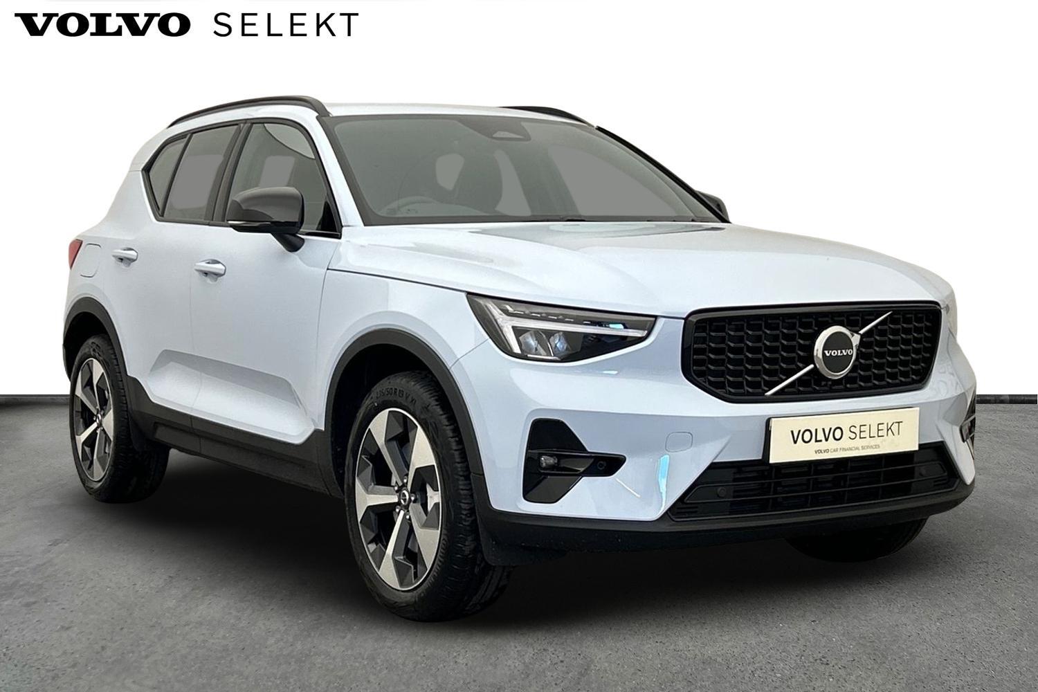 Used Volvo XC40 2025 for sale - 76024360: Photo 1