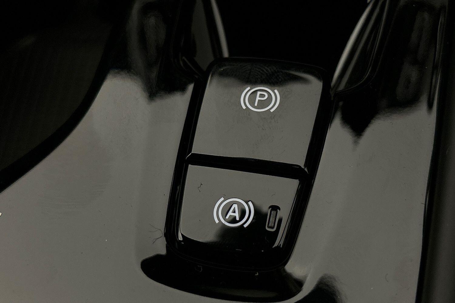 Used Volvo XC40 2025 for sale - 76024360: Photo 27