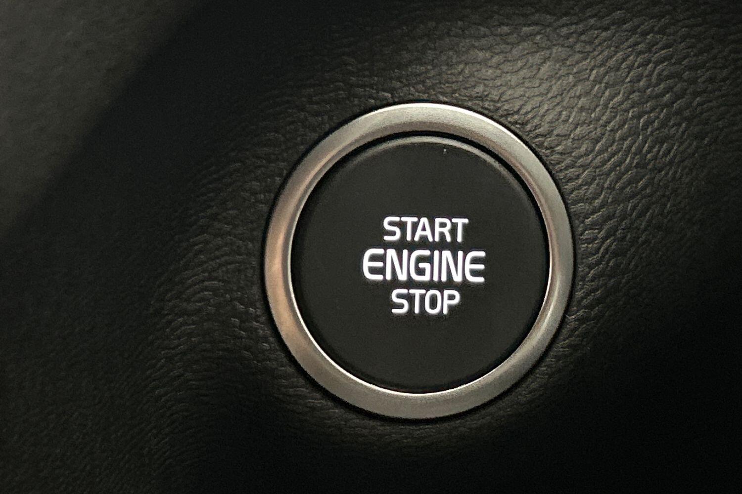 Used Volvo XC40 2025 for sale - 76024360: Photo 29