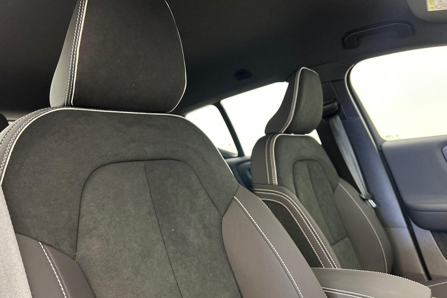 Used Volvo XC40 2025 for sale - 76024360: Photo 32