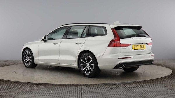 Used Volvo V60 2022 for sale - 76201385: Photo 3