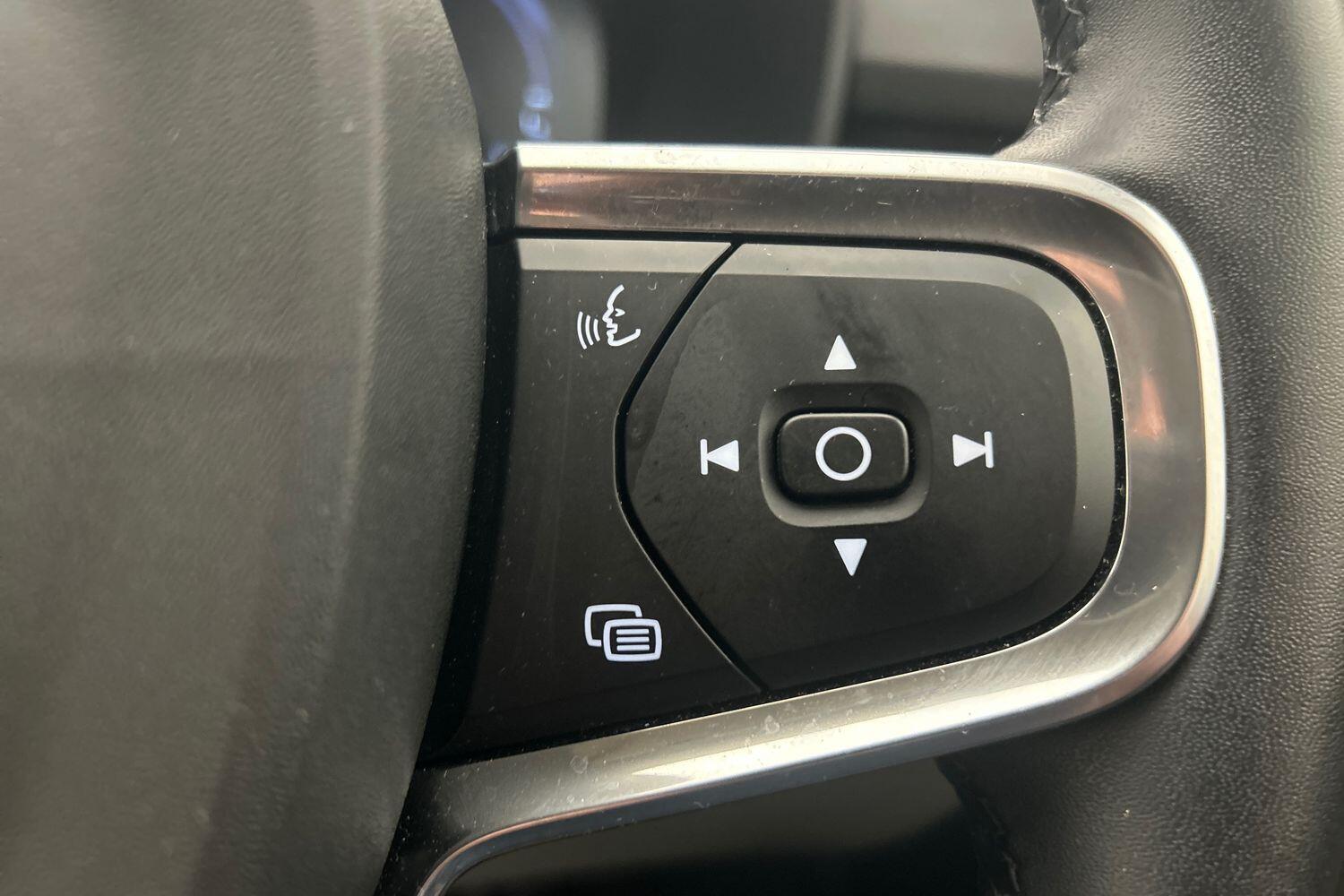 Used Volvo XC40 2021 for sale - 76041757: Photo 13