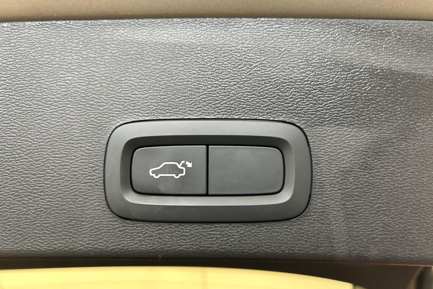 Used Volvo XC40 2021 for sale - 76041757: Photo 23