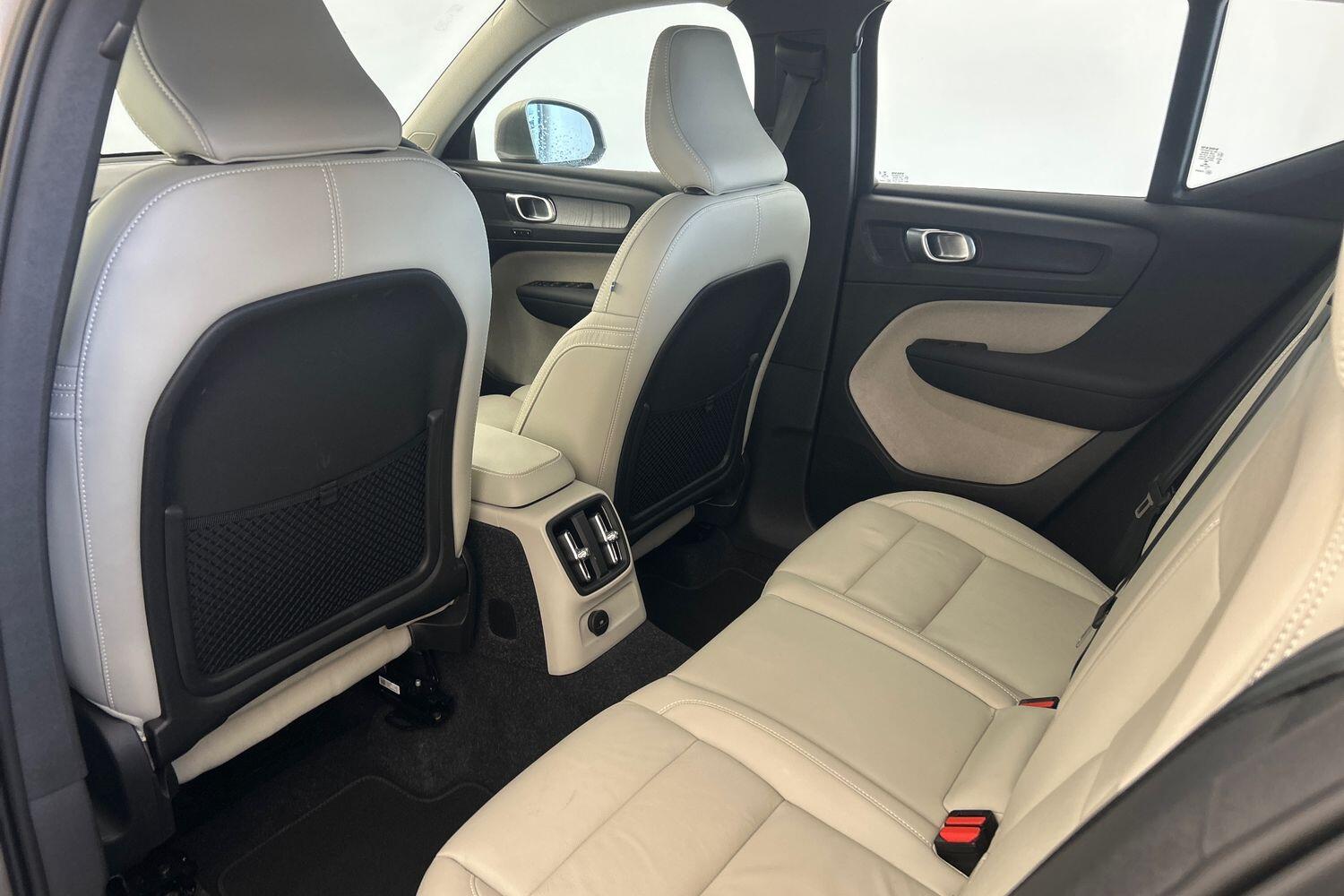 Used Volvo XC40 2021 for sale - 76041757: Photo 24