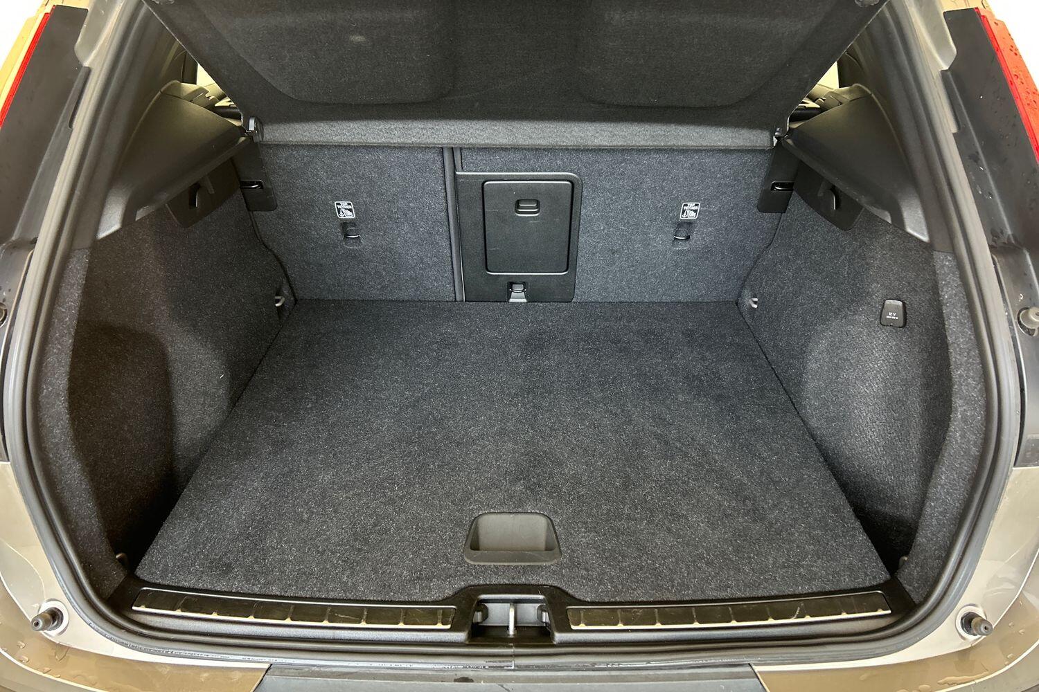 Used Volvo XC40 2021 for sale - 76041757: Photo 9
