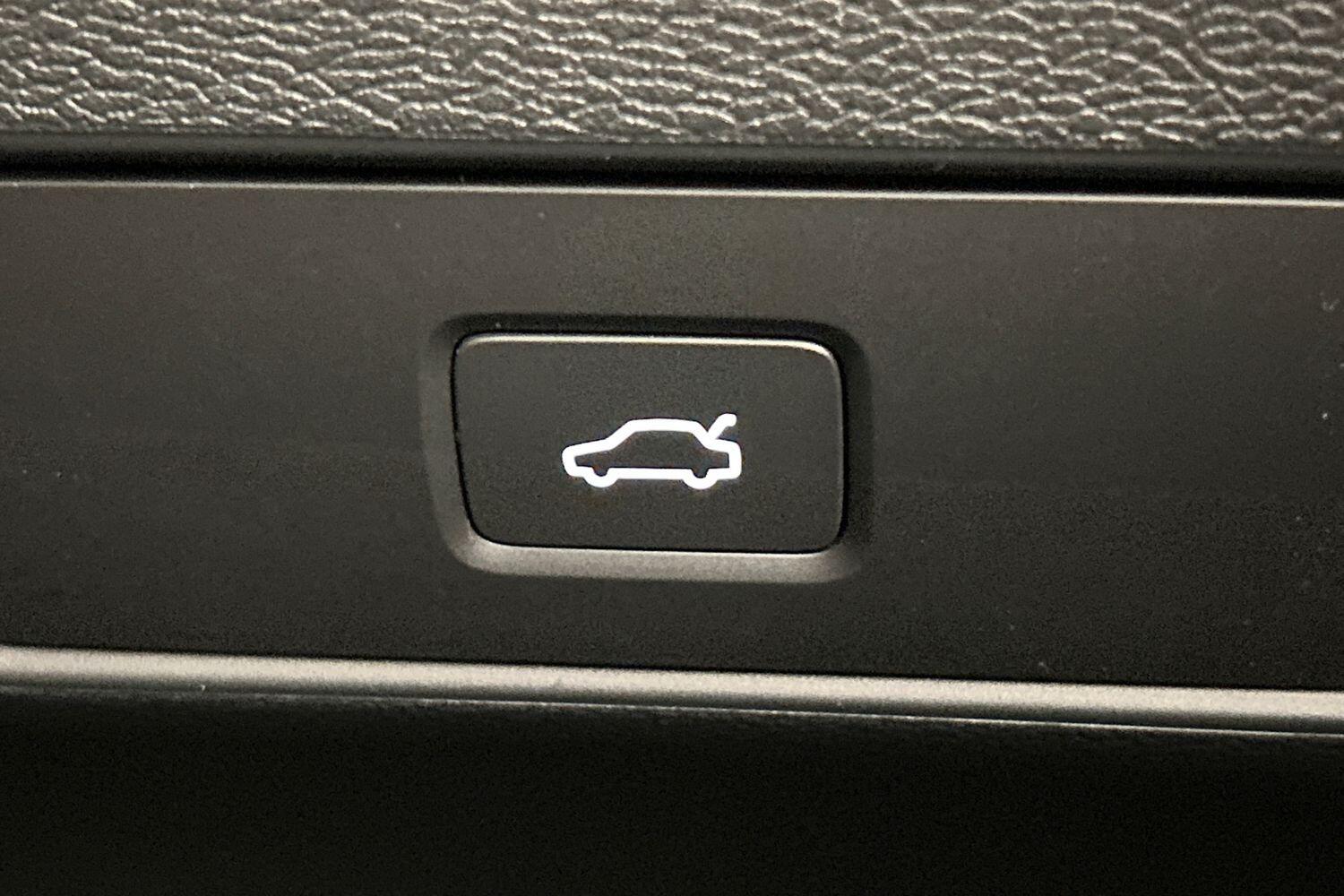 Used Volvo XC40 2025 for sale - 76024535: Photo 30