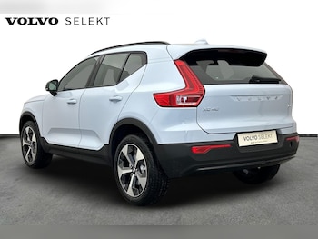 Used Volvo XC40 2025 for sale - 76024535: Photo 4
