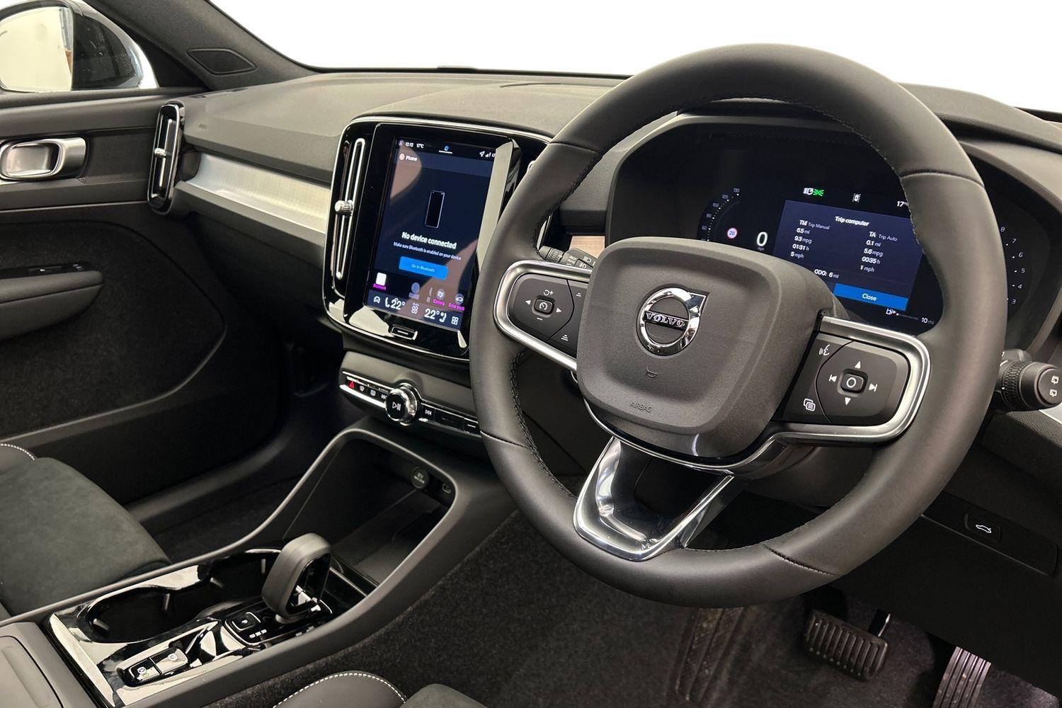 Used Volvo XC40 2025 for sale - 76024326: Photo 11