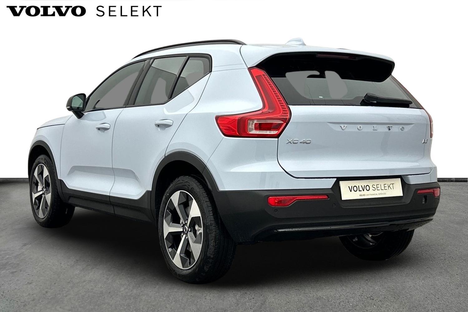 Used Volvo XC40 2025 for sale - 76024326: Photo 4