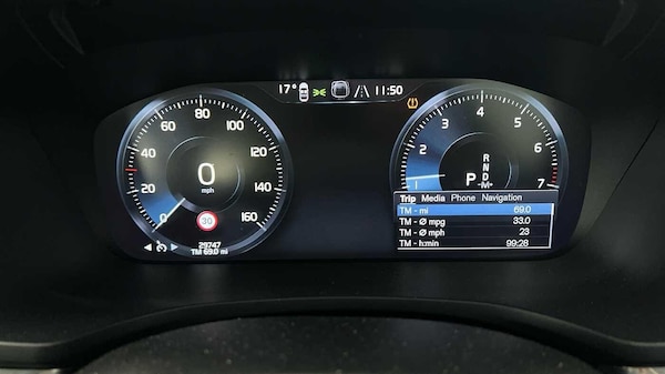 Used Volvo V60 2022 for sale - 76200989: Photo 9