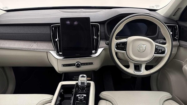 Used Volvo XC90 2024 for sale - 75402026: Photo 10