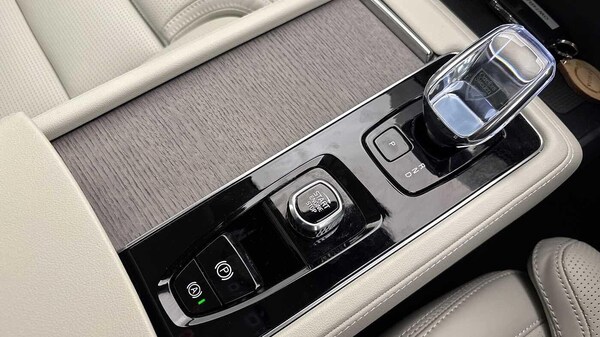 Used Volvo XC90 2024 for sale - 75402026: Photo 32