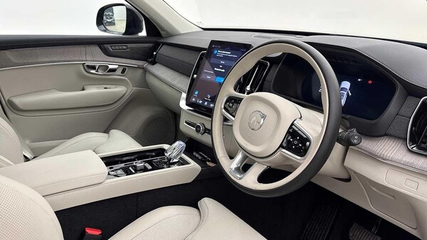 Used Volvo XC90 2024 for sale - 75402026: Photo 9