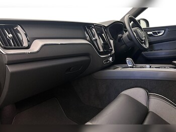 Used Volvo XC60 2022 for sale - 75051322: Photo