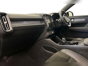 Used Volvo XC40 2018 for sale - 75658047: Photo