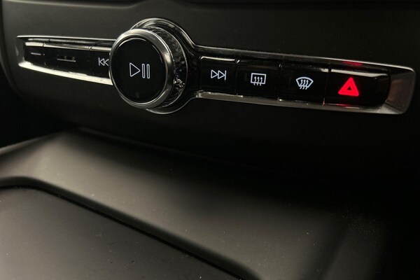 Used Volvo XC60 2021 for sale - 75297761: Photo 15