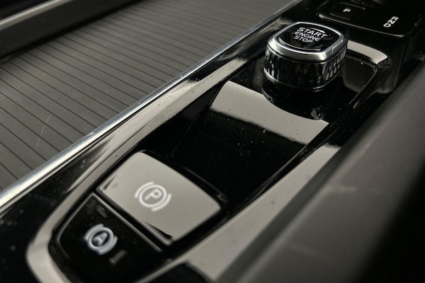 Used Volvo XC60 2021 for sale - 75297761: Photo 22