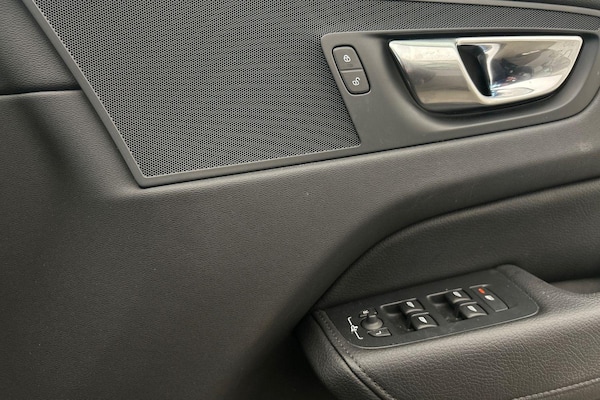 Used Volvo XC60 2021 for sale - 75297761: Photo 24