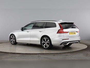 Used Volvo V60 2021 for sale - 75588897: Photo