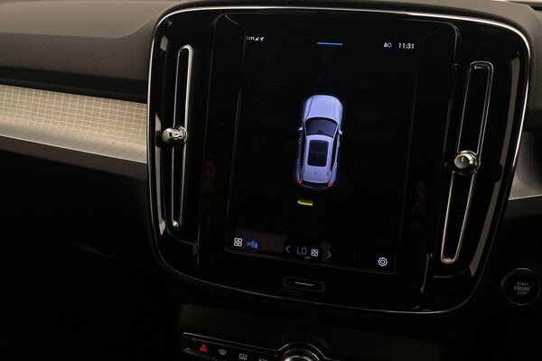 Used Volvo XC40 2023 for sale - 75601049: Photo 17