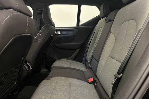 Used Volvo XC40 2023 for sale - 75601049: Photo 18