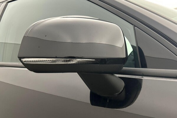 Used Volvo XC40 2023 for sale - 75601049: Photo 20