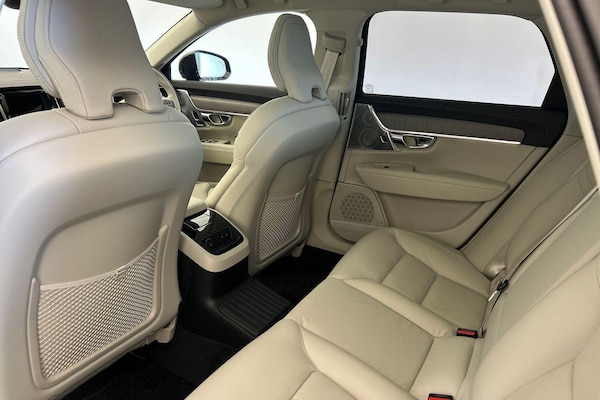 Used Volvo V90 2025 for sale - 75678000: Photo 24