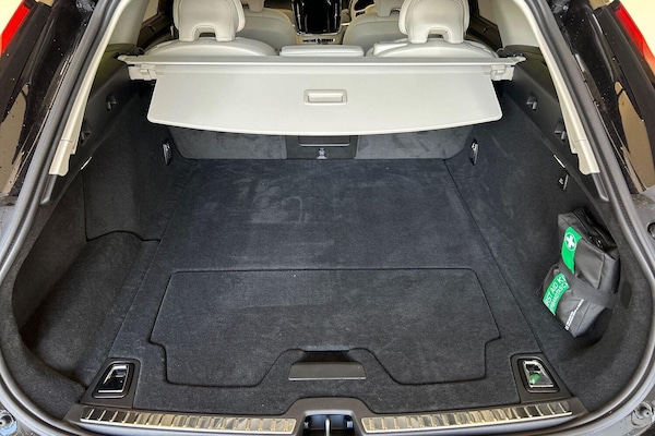 Used Volvo V90 2025 for sale - 75678000: Photo 9