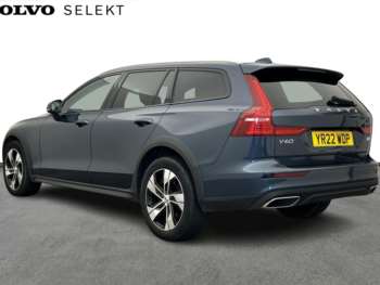 Used Volvo V60 Cross Country 2022 for sale - 74850800: Photo