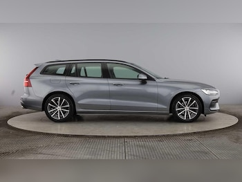 Used Volvo V60 2021 for sale - 75448428: Photo
