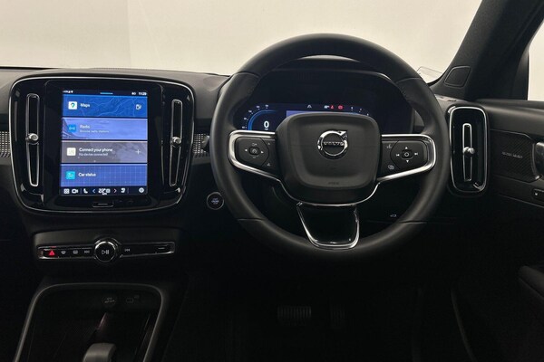 Used Volvo XC40 2023 for sale - 75599960: Photo 31