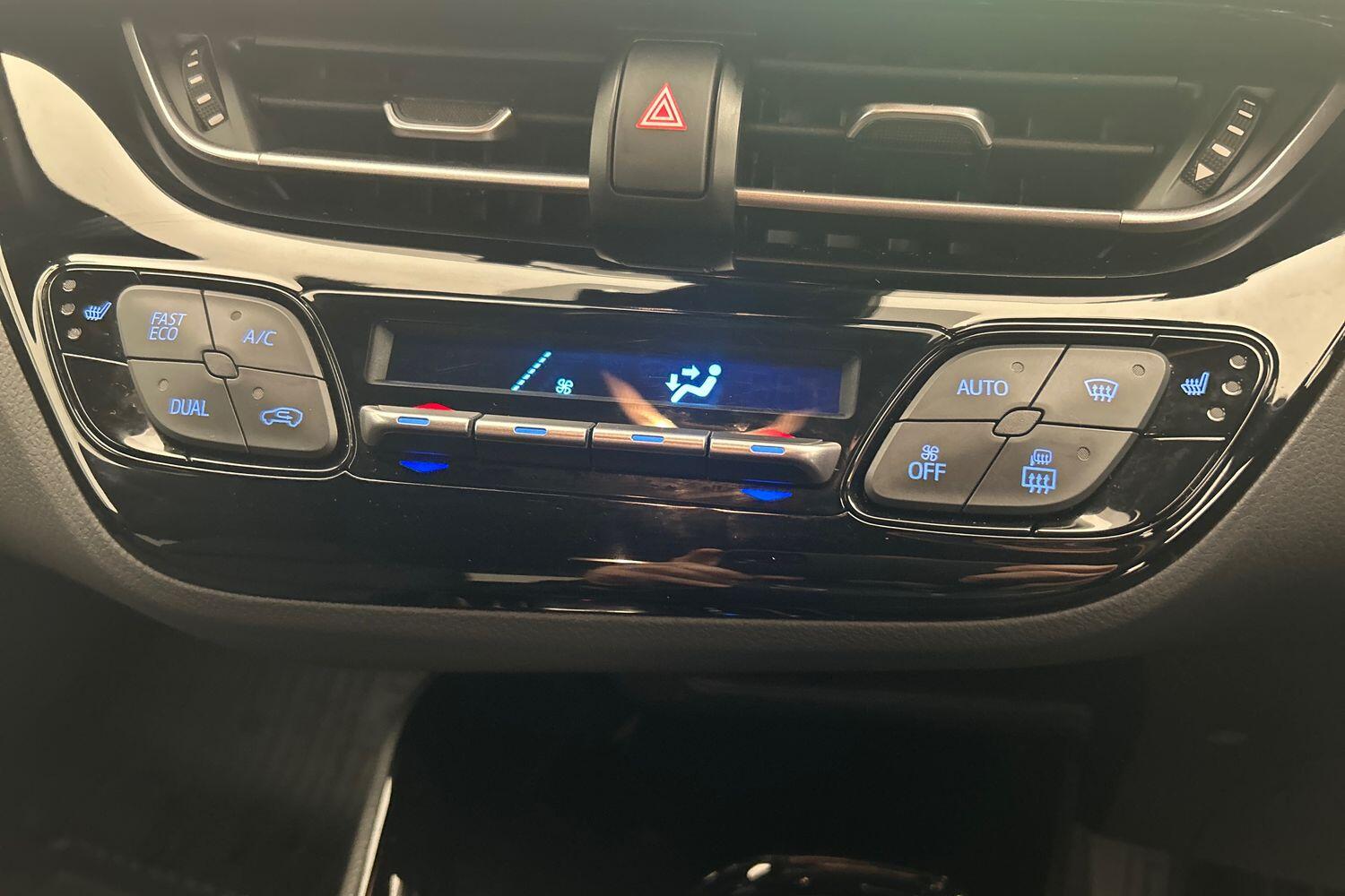 Used Toyota C-HR 2020 for sale - 75941672: Photo 14