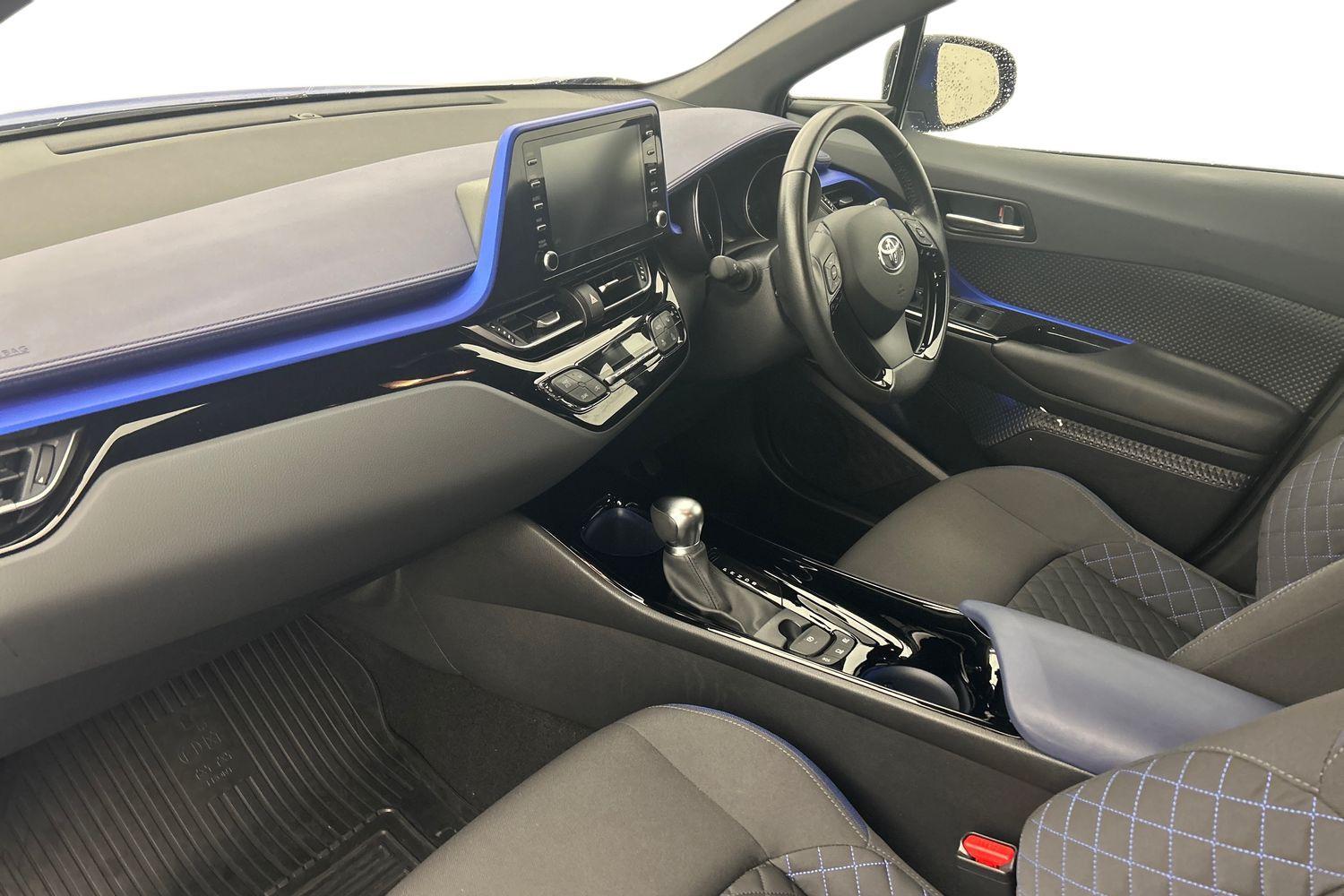 Used Toyota C-HR 2020 for sale - 75941672: Photo 2